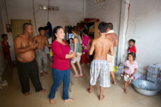 Eine Familienfeier in Kampong Cham