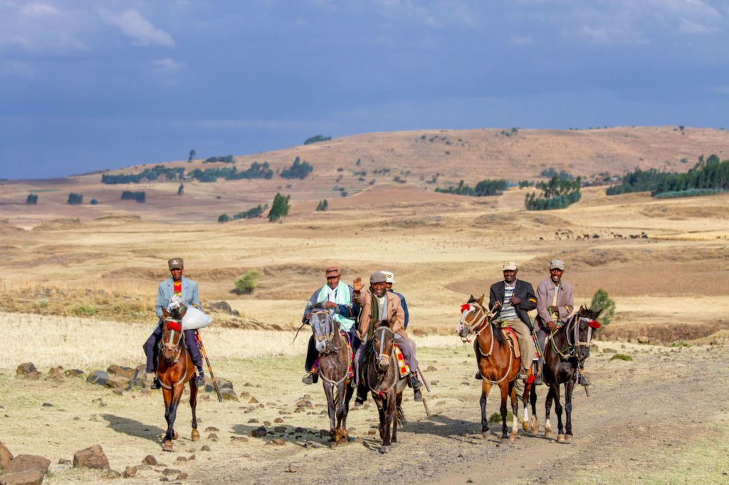 Eine Gruppe von Reiten im äthiopischen Hochland - Äthiopien in Bildern