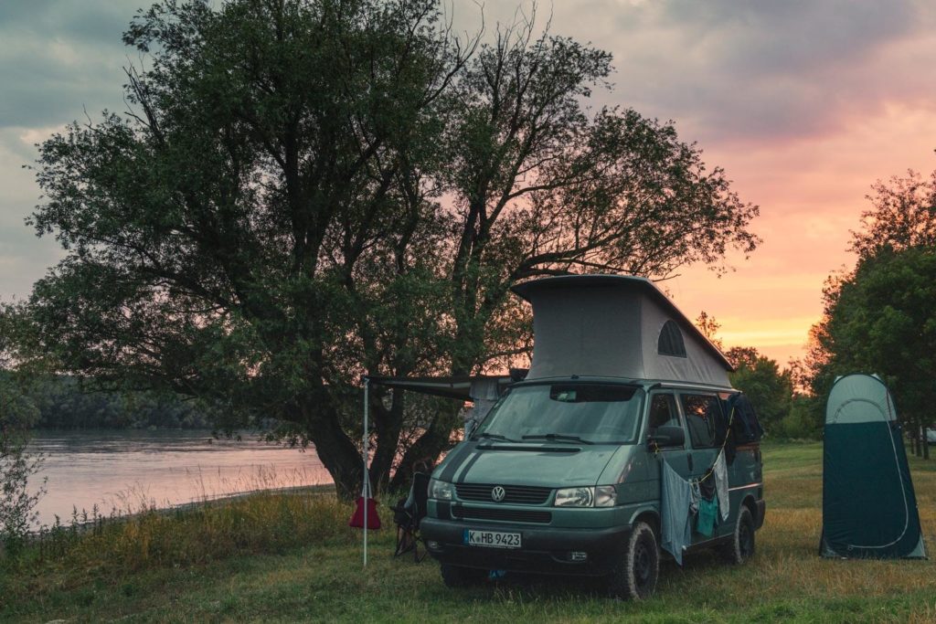 Wildcamping in Ungarn an der Donau - Transit durch Ungarn nach Rumänien