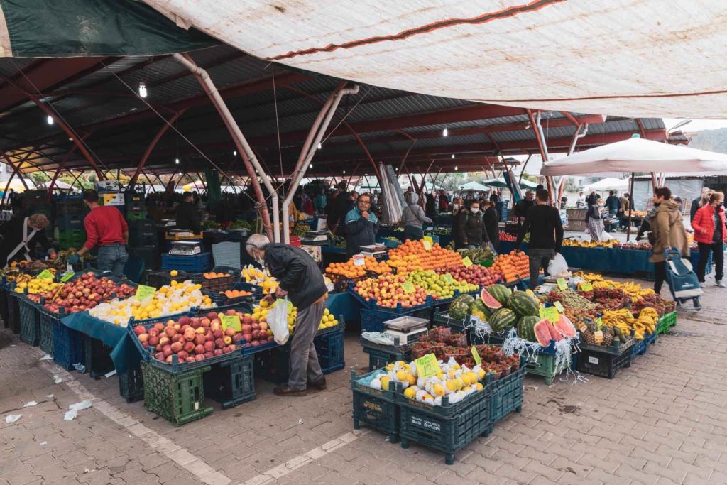 Wochenmarkt in Ayvalık Türkei