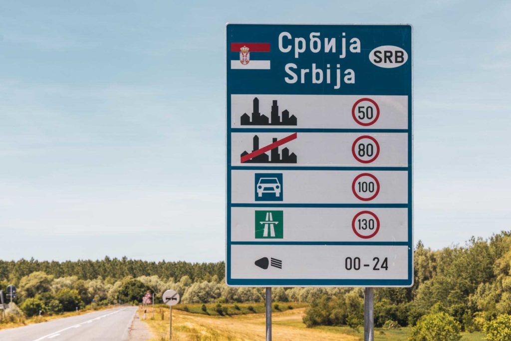 Verkehrsregeln und Tempolimits in Serbien