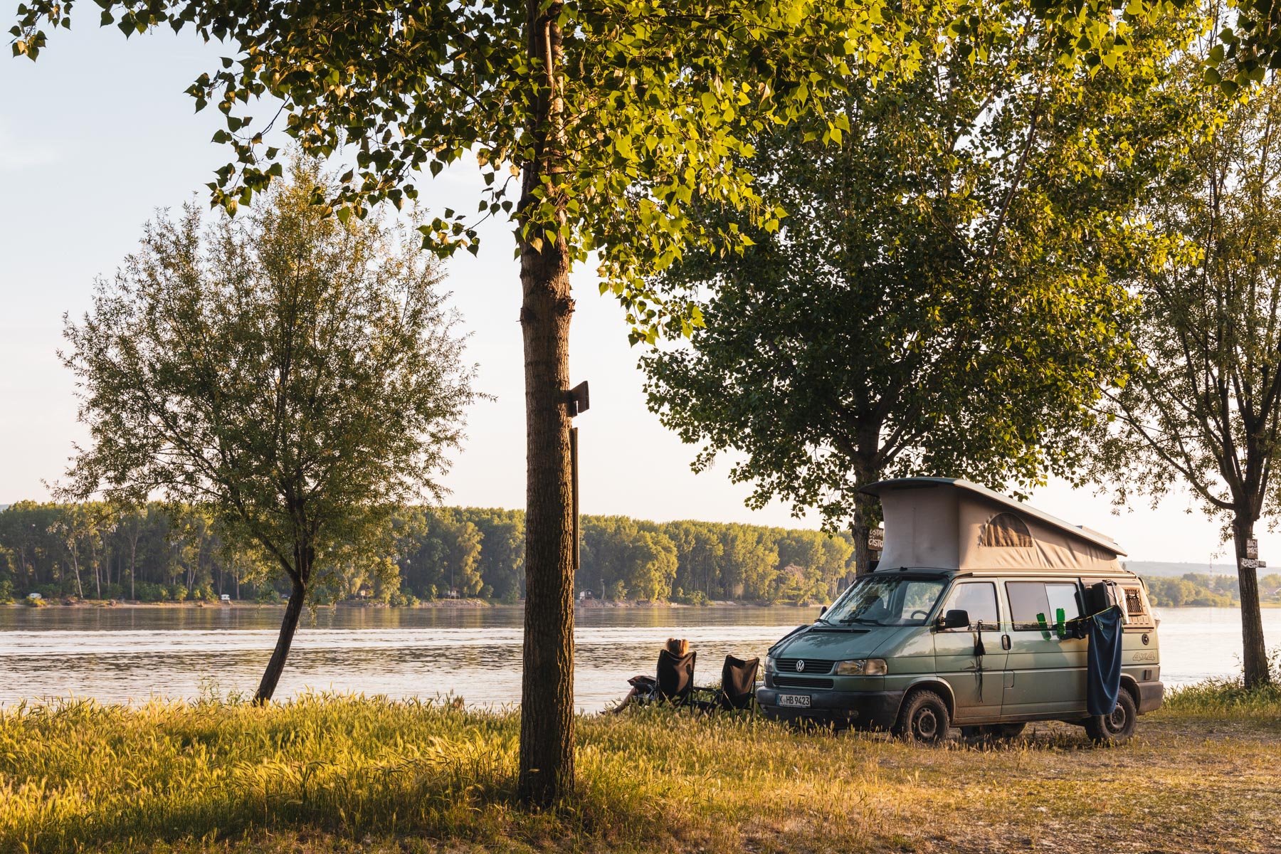 Wildcampen mit dem Camper an der Donau - Serbien Roadtrip