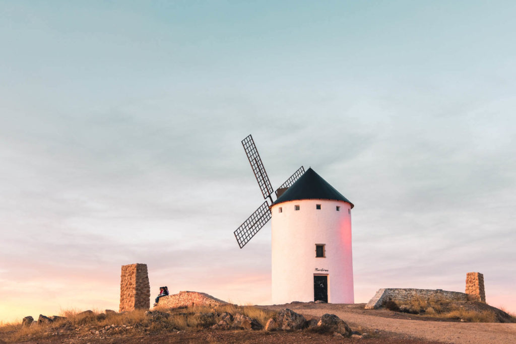 Windmühle in La Mancha auf der Routa de Don Quijote in Spanien