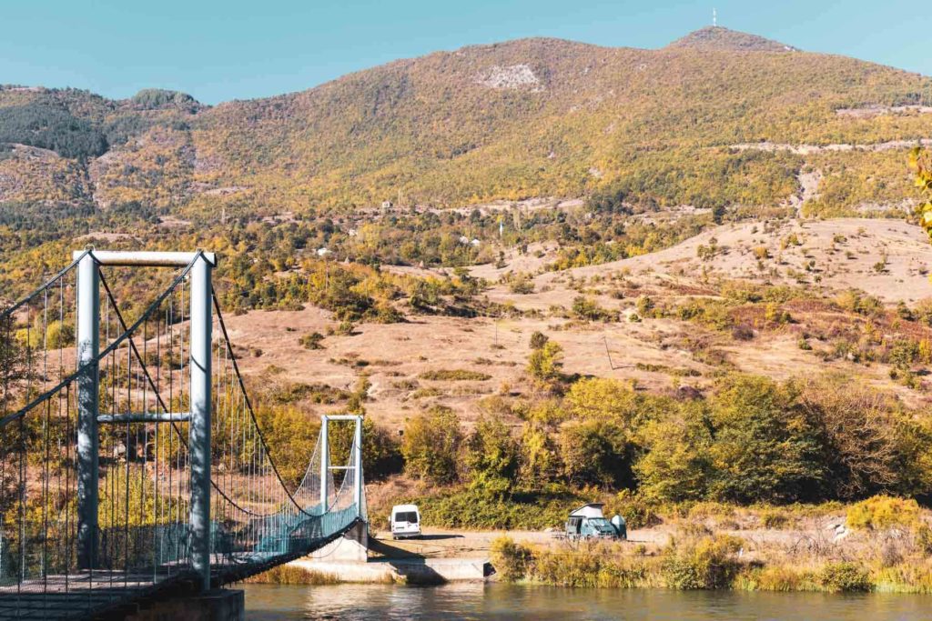 Brücke über dem Schwarzen Drin in Albanien