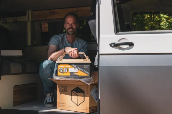 Neue Batteire für den Camper - Die Power Queen LiFePO4 12V 100Ah 190H Smart - Einbau & Praxistest