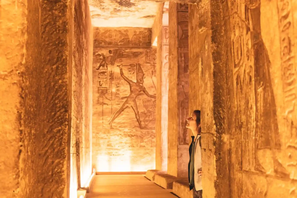 Tempel von Abu Simbel in Ägypten Innenansichten großer Tempel von Abu Simbel von König Ramses II