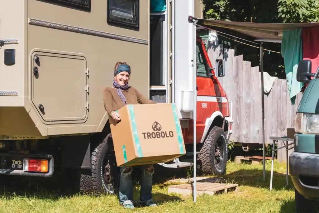 Trobolo Trenntoilette SilvaBlœm Die Trobolo Trenntoilette SilvaBlœm kommt in einem großen Karton